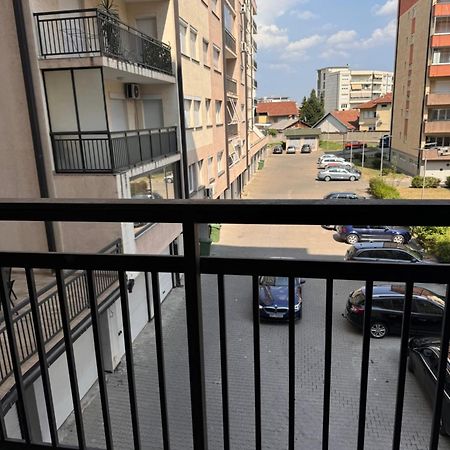 Big Spacious Apartment In Pej Center With Wi-Fi Печ Екстериор снимка