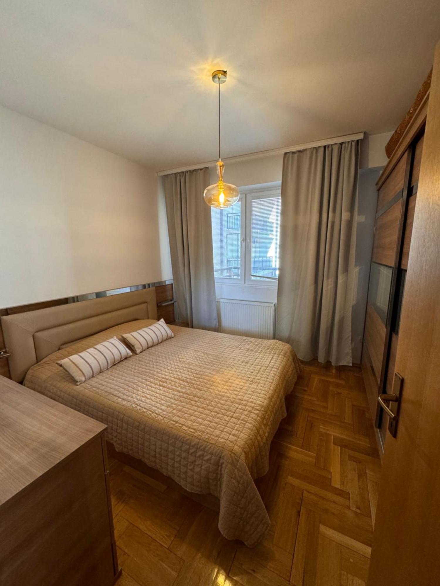 Big Spacious Apartment In Pej Center With Wi-Fi Печ Екстериор снимка